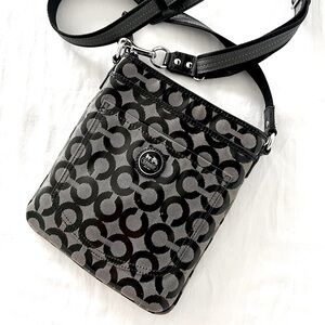 COACH Signature C Vintage crossbody❤️